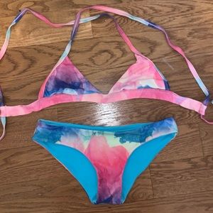 Kulani Kinis Top and Bottom